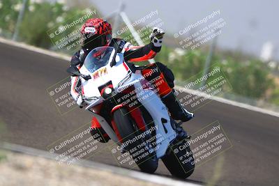 media/Sep-20-2025-TrackDaz (Sat) [[27f0cde673]]/A Group/2pm (Turn 9)/